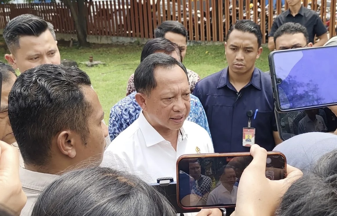 Mendagri Tegur Langsung Bupati Pati Soal Kenaikan PBB